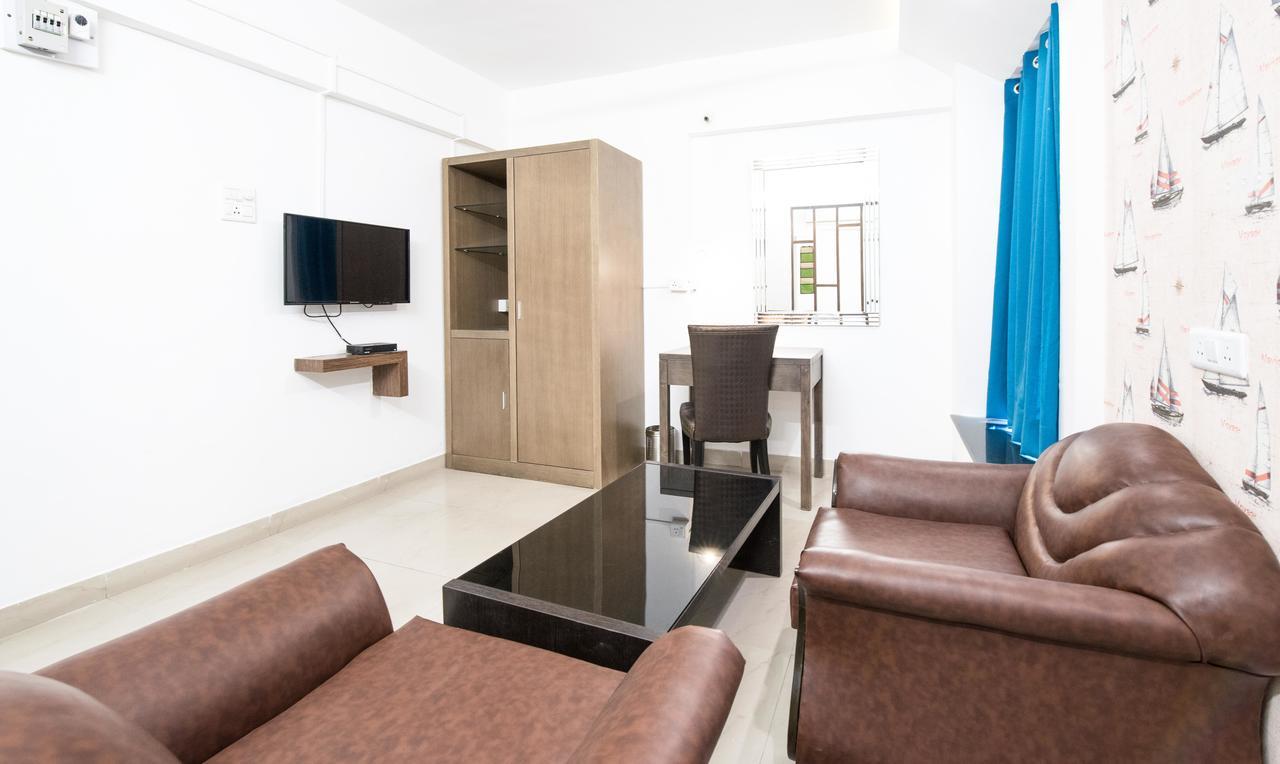 Treebo Trend Viman Nagar Hotel Poona Buitenkant foto