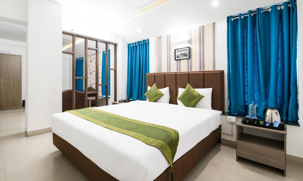 Treebo Trend Viman Nagar Hotel Poona Buitenkant foto
