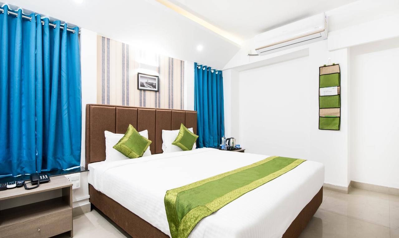 Treebo Trend Viman Nagar Hotel Poona Buitenkant foto